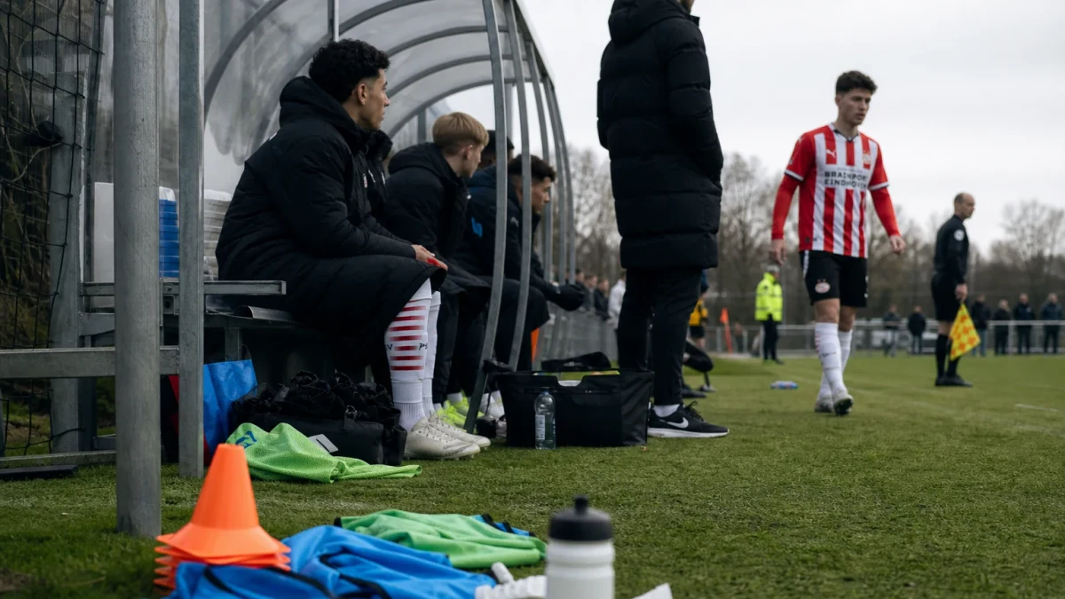 PSV avslutade försäsongen med 3–0 i Lichtstadderbyt